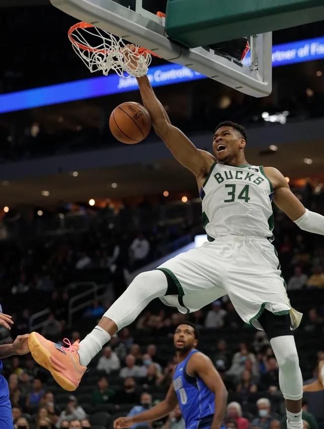 字母哥关键节点爆冷，利物浦带队取胜！